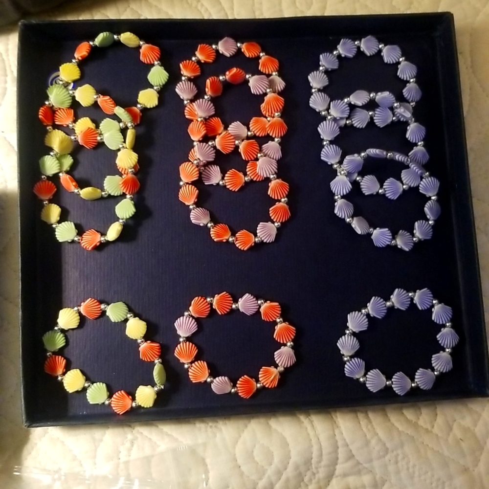 Lil girls bracelet. All for $15